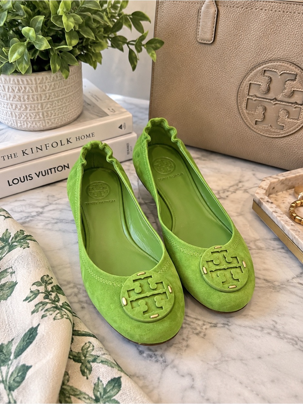 Tory Burch Green Suede Logo Ballet Flats Size 7
